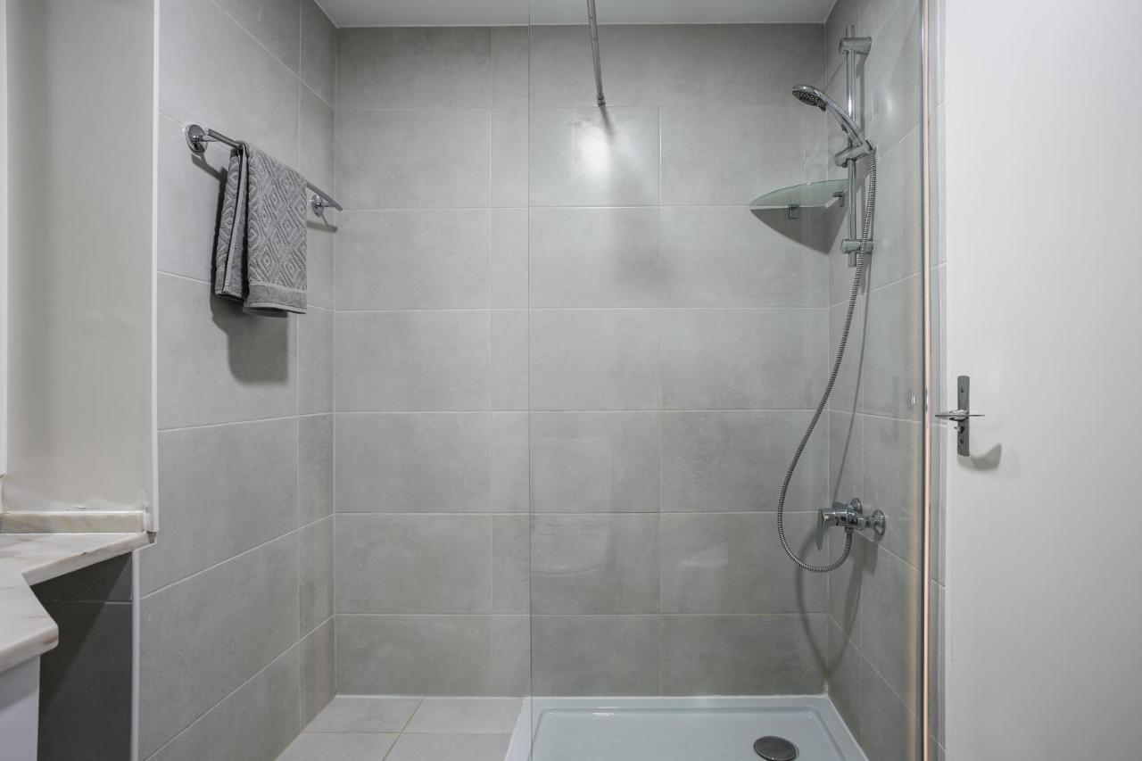Amazing Tailor Made Penthouse By The #1 * Oeiras
